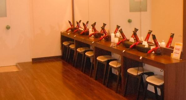 �p�E�_�[���[��